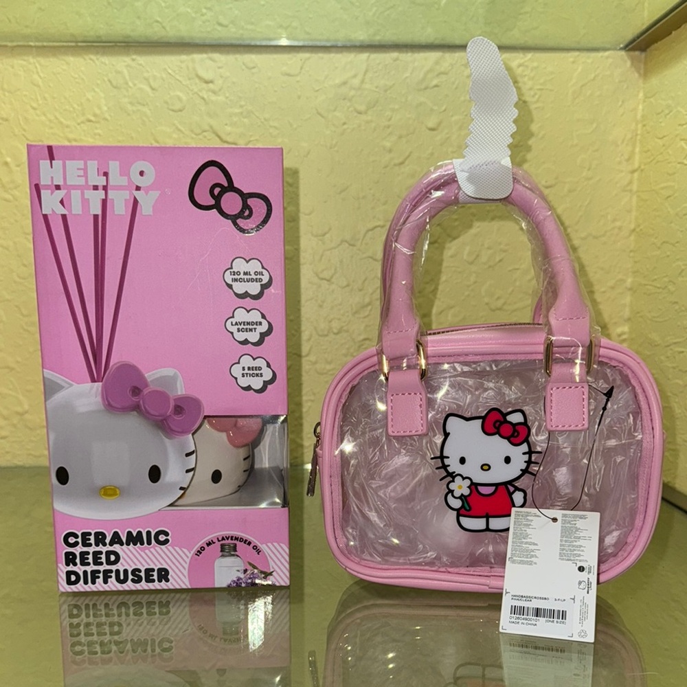 Hello Kitty Pink Reed Diffuser And Bag Set
